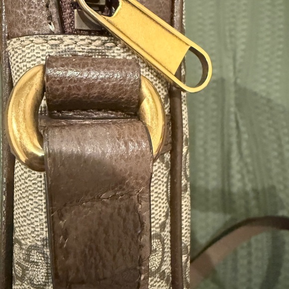 Gucci! Preloved GG supreme ophidia mini messenger!!comes with a box - Picture 16 of 16